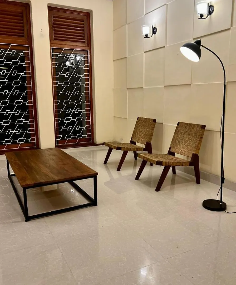קנדי Pavlin Lodge מלון